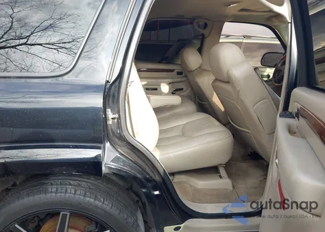 2004 Cadillac Escalade Standard из США, поврежденный, VIN 1GYEK63N94R202695